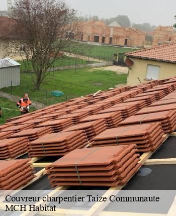 Couvreur charpentier  taize-communaute-71250 MCH Habitat